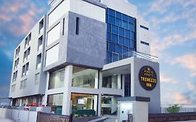 Kings Kraft Tremezzo Inn, Somnath